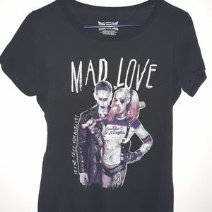 Womens l Harley and joker t shirt